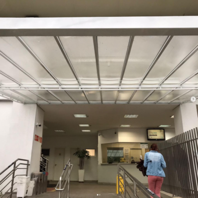 RS TOLDOS POLICARBONATO